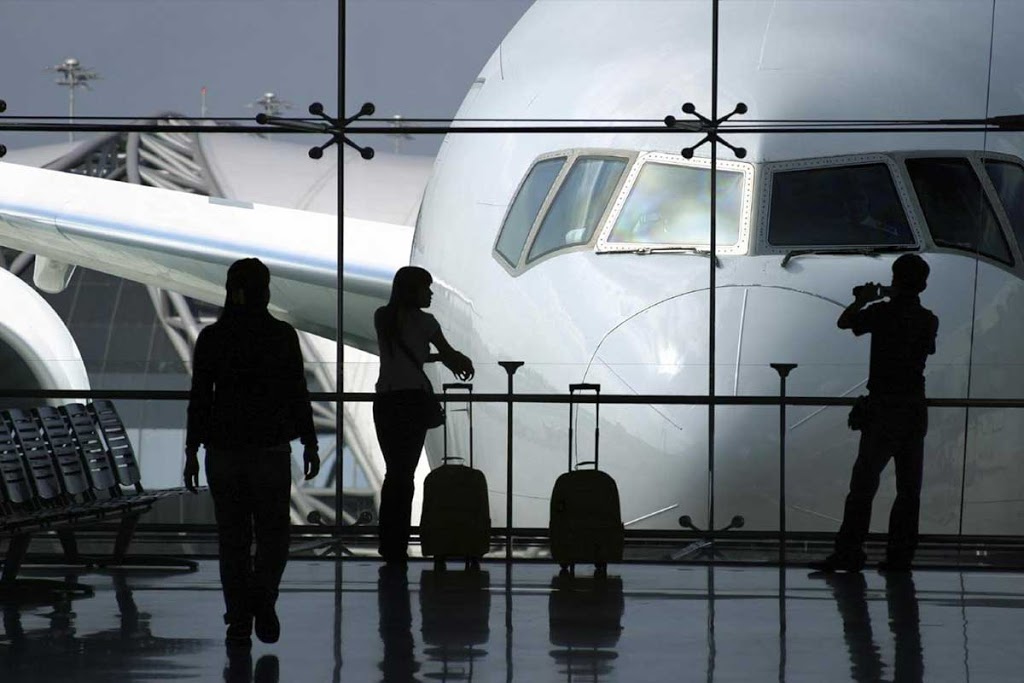 pearson airline limousine | 92 Scarletwood Street, Stoney Creek, ON L8J 1X5, Canada | Phone: (647) 362-0337