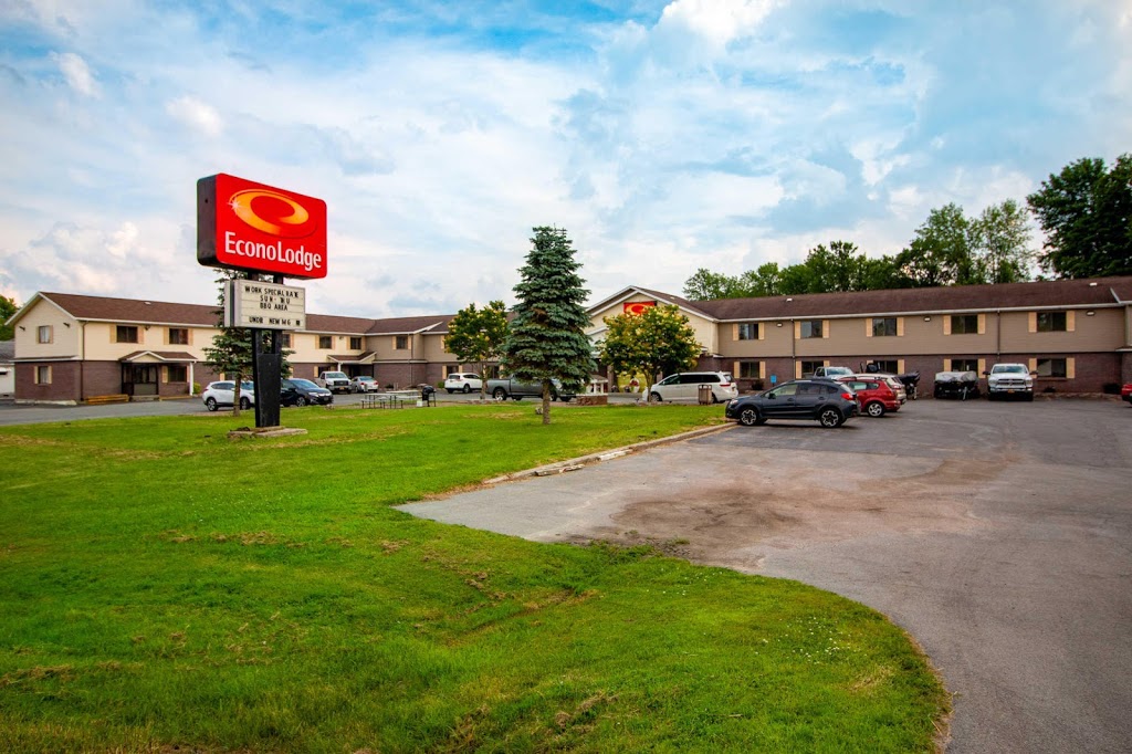 Econo Lodge Massena Hwy 37 | 15054 NY-37, Massena, NY 13662, USA | Phone: (315) 764-0246