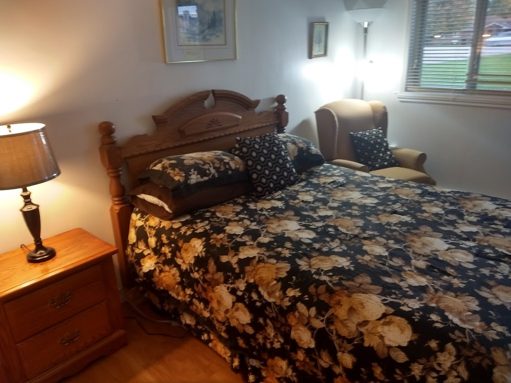 Bridgewaters Inn | 2702 County Rd 2, Johnstown, ON K0E 1T1, Canada | Phone: (613) 925-3076