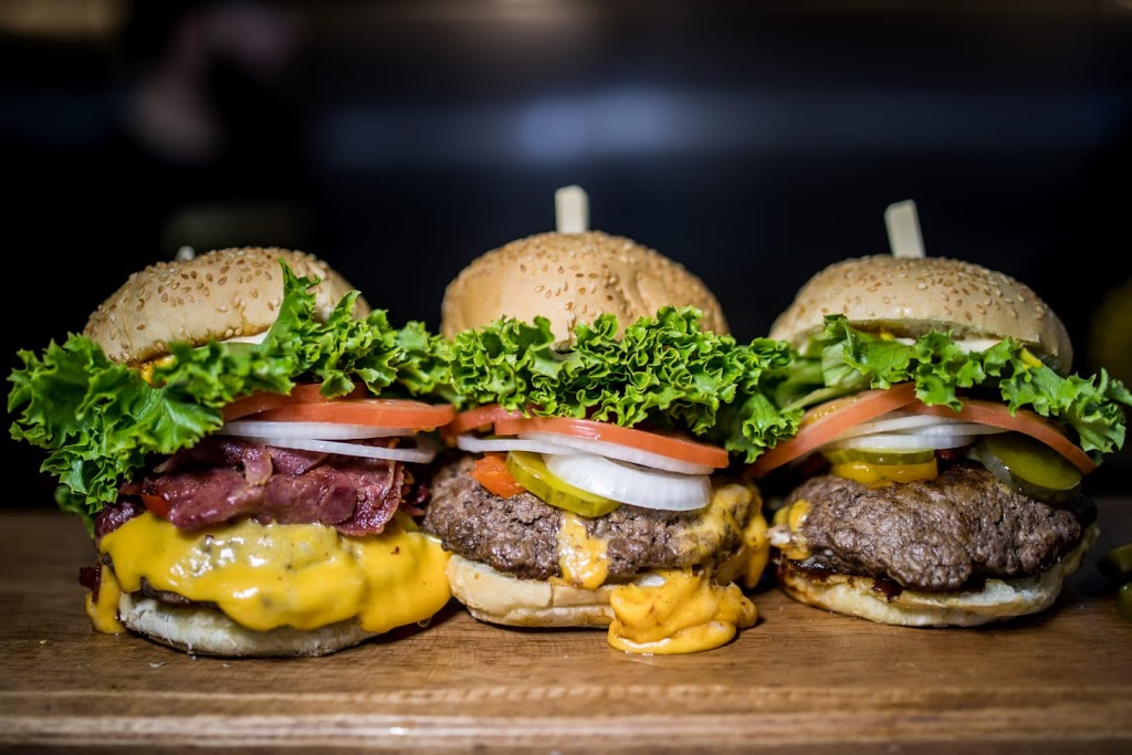 Burger Factory | 2460 Neyagawa Blvd #9, Oakville, ON L6H 7P4, Canada | Phone: (289) 725-7424