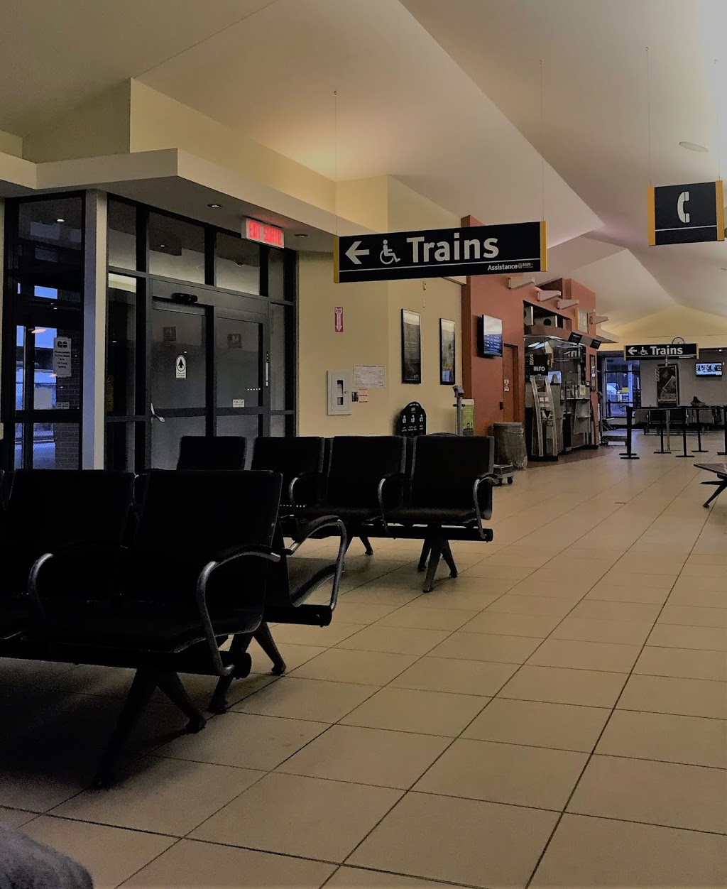 VIA Rail Canada Oakville Station | Oakville, ON L6J 2W6, Canada | Phone: (888) 842-7245