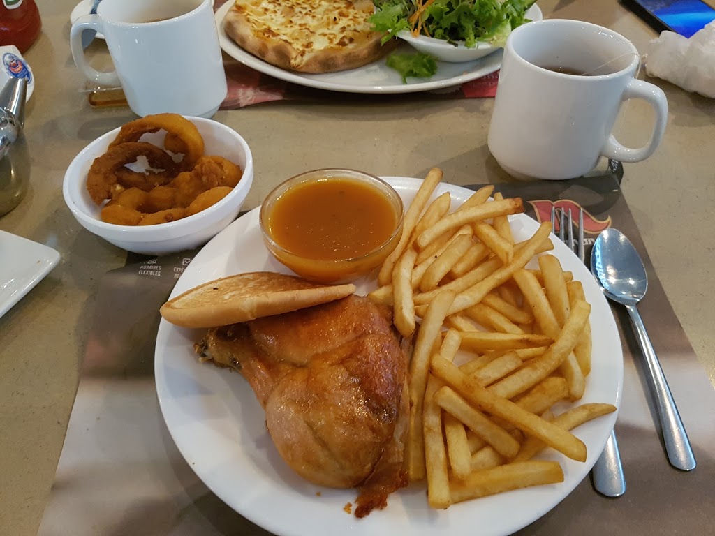 Restaurant Normandin St-Nicolas | 1505 Route des Rivières, Saint-Nicolas, QC G7A 2N9, Canada | Phone: (418) 831-1991