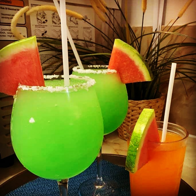 Twisted Pantry Bistro & Catering | 101 3 St SW, Sundre, AB T0M 1X0, Canada | Phone: (403) 638-2700