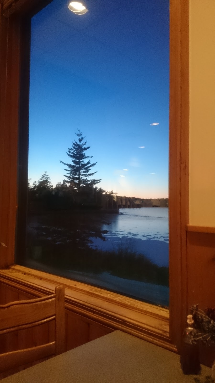 East West Restaurant | 693 Main St, Dartmouth, NS B2W 3T6, Canada | Phone: (902) 462-8738