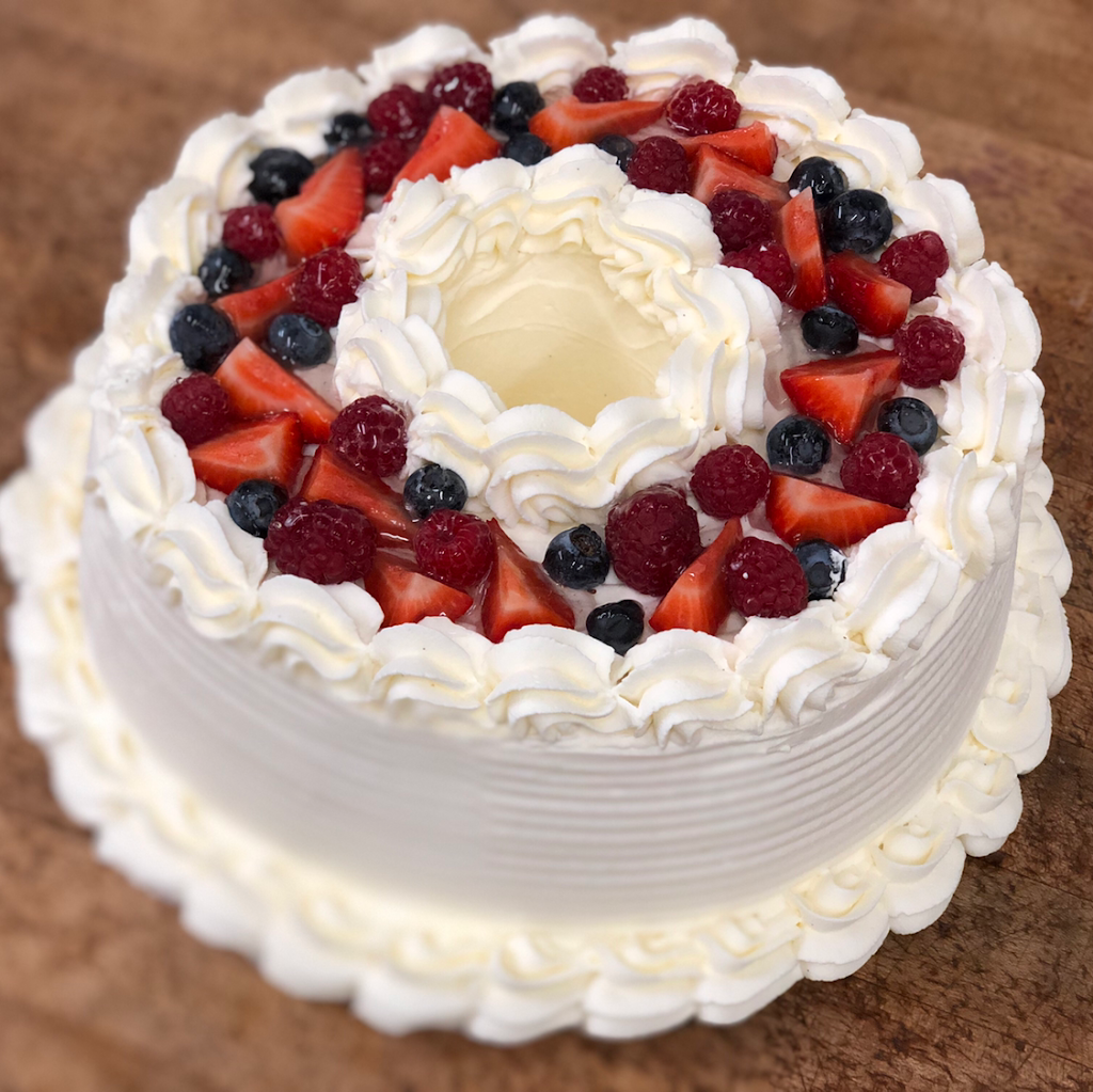 Sweet Dreams Cake Boutique | 1507 Powell St #150, Vancouver, BC V5L 5C3, Canada | Phone: (250) 842-8153