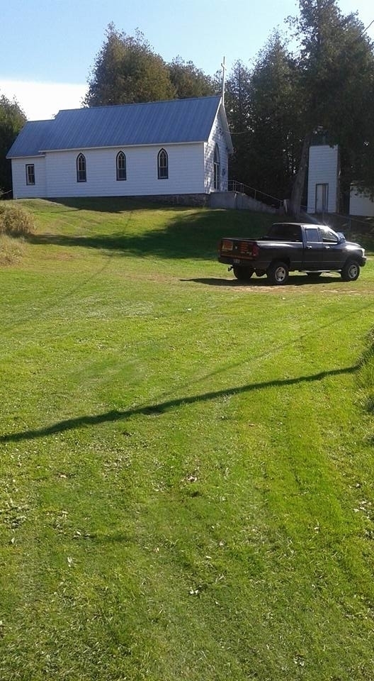 Molloys Property Maintenance | 6880 Hwy 620, WOLL, ON K0L 1P0, Canada | Phone: (613) 337-5745