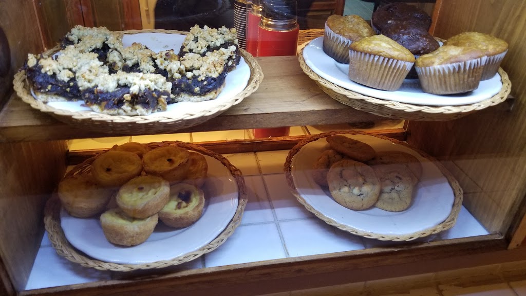 Sandy baie, boutique et café | 3M0,, 1410 Rue Principale, Saint-Côme, QC J0K, Canada | Phone: (450) 883-8918