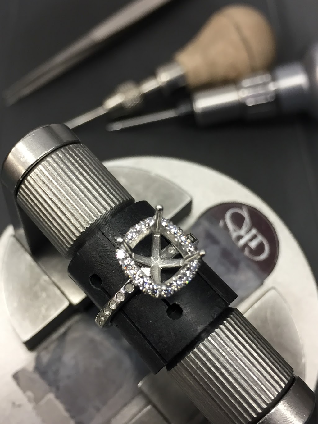 Lim Goldsmiths | 12941 97 St NW, Edmonton, AB T5E 4C2, Canada | Phone: (780) 476-8867