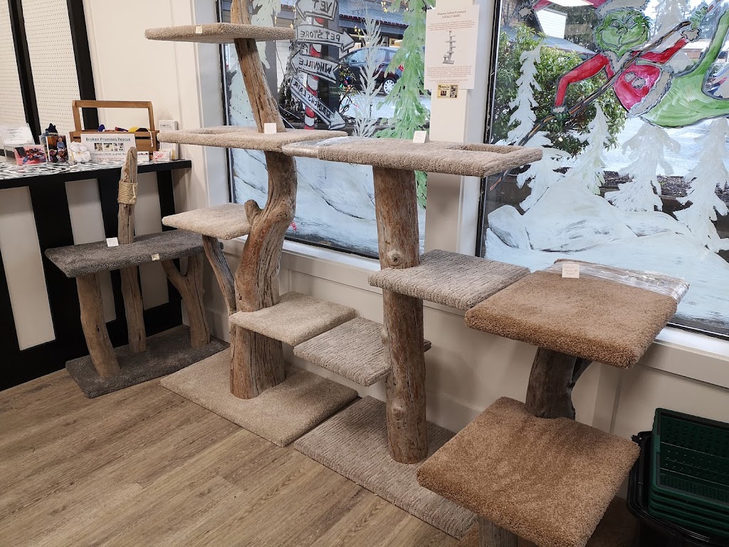 Village Pets | 7816 E Saanich Rd #3, Saanichton, BC V8M 2B3, Canada | Phone: (778) 351-3232