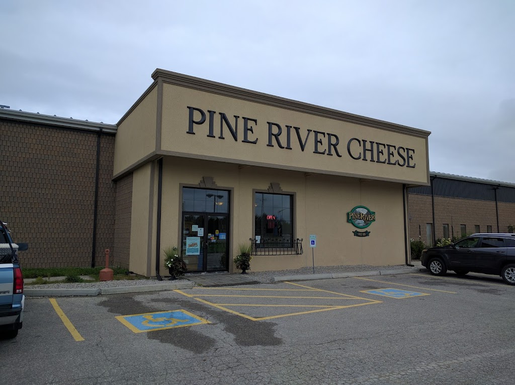 Pine River Cheese & Butter Co-Op | store | 635 ON-21, Ripley, ON N0G 2R0, Canada | 5193952638 OR +1 519-395-2638