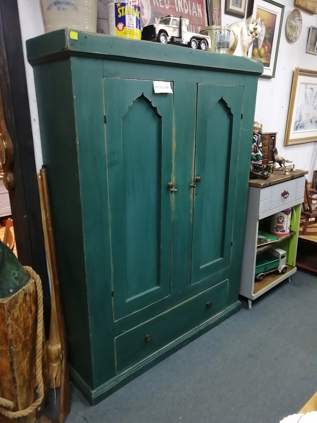 Marche Aux Puces Saint-Pascal Antiquites | 295 Av. Patry, Saint-Pascal, QC G0L 3Y0, Canada | Phone: (418) 714-3900