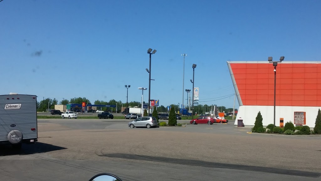 La Halte 174 | 14 route Ste-Anne ouest, Yamachiche, QC G0X 3L0, Canada | Phone: (819) 228-5620