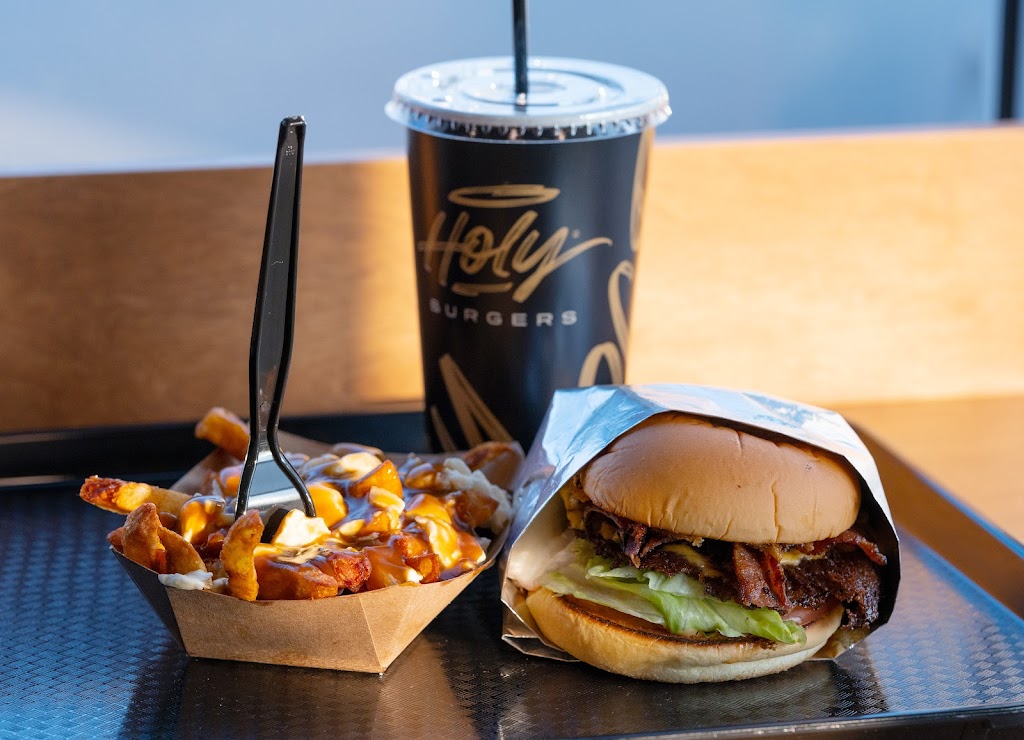 Holy Burgers | 4890 Bd des Forges, Trois-Rivières, QC G8Y 1X1, Canada | Phone: (819) 378-6398
