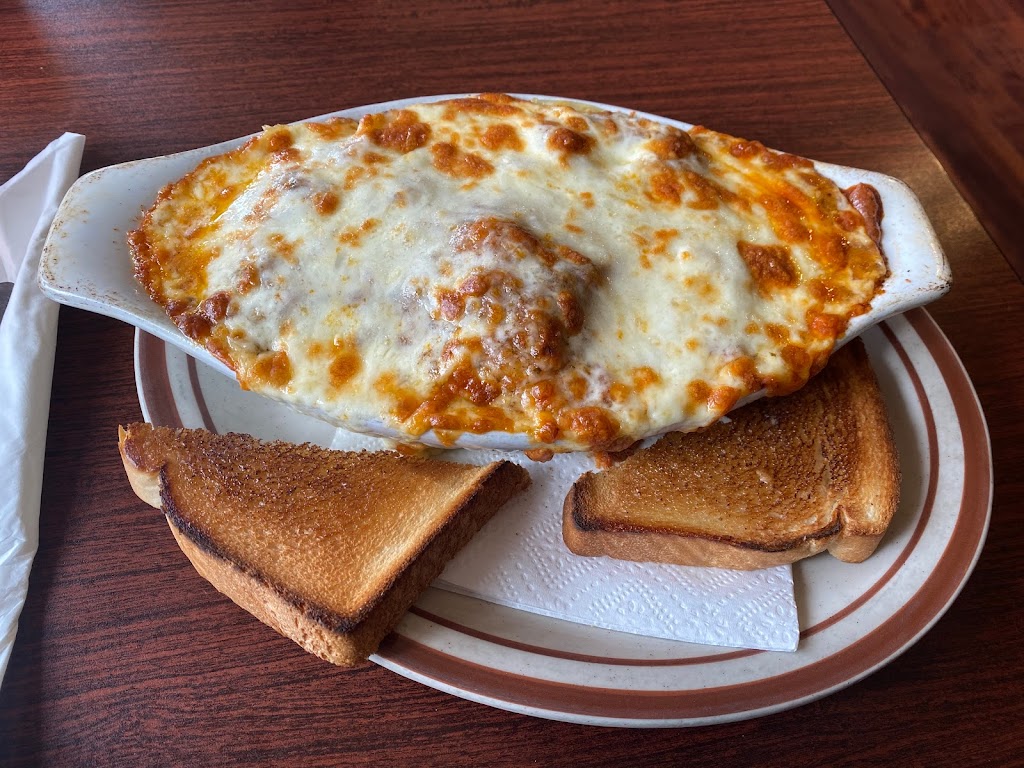 Vitos Family Restaurant | 8505 20 Ave, Coleman, AB T0K 0M0, Canada | Phone: (403) 564-4522