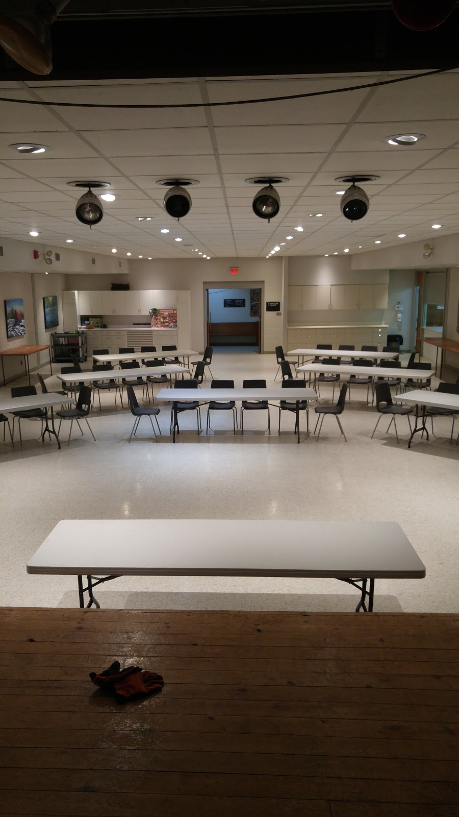 Saint Giles Kingsway Presbyterian Church | 15 Lambeth Rd, Etobicoke, ON M9A 2Y6, Canada | Phone: (416) 233-8591