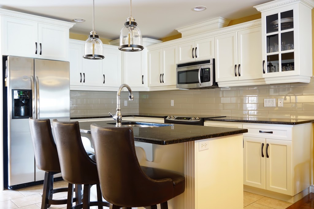 We Paint Cabinets | 78 Rankin Ave, Amherstburg, ON N9V 1E6, Canada | Phone: (226) 526-4551