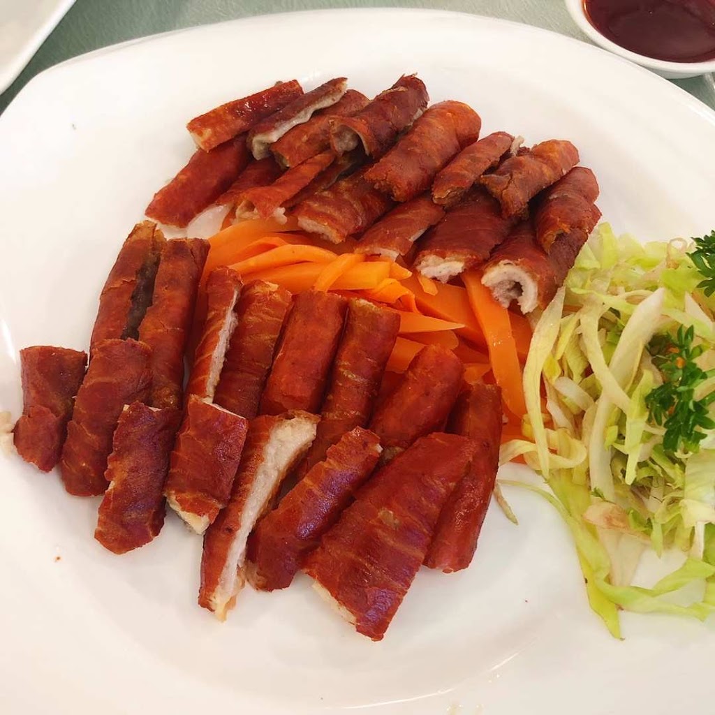 Fung Lum restaurant | 1658 Bedford Hwy, Bedford, NS B4A 2X9, Canada | Phone: (902) 832-3030