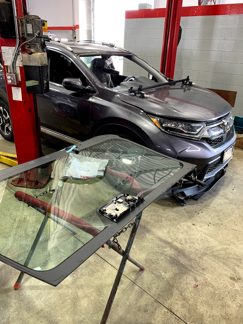 Glass One North Autoglass | car repair | 130 Angeline St N, Lindsay, ON K9V 4N1, Canada | 7058799155 OR +1 705-879-9155