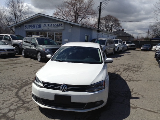 Superior Auto Sales | 65 Hartzel Rd, St. Catharines, ON L2P 1M6, Canada | Phone: (905) 684-4777