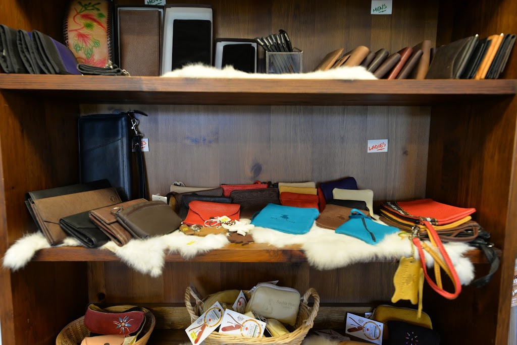 Sauble Beach Outpost | 947 Main St, Sauble Beach, ON N0H 2G0, Canada | Phone: (519) 422-3936