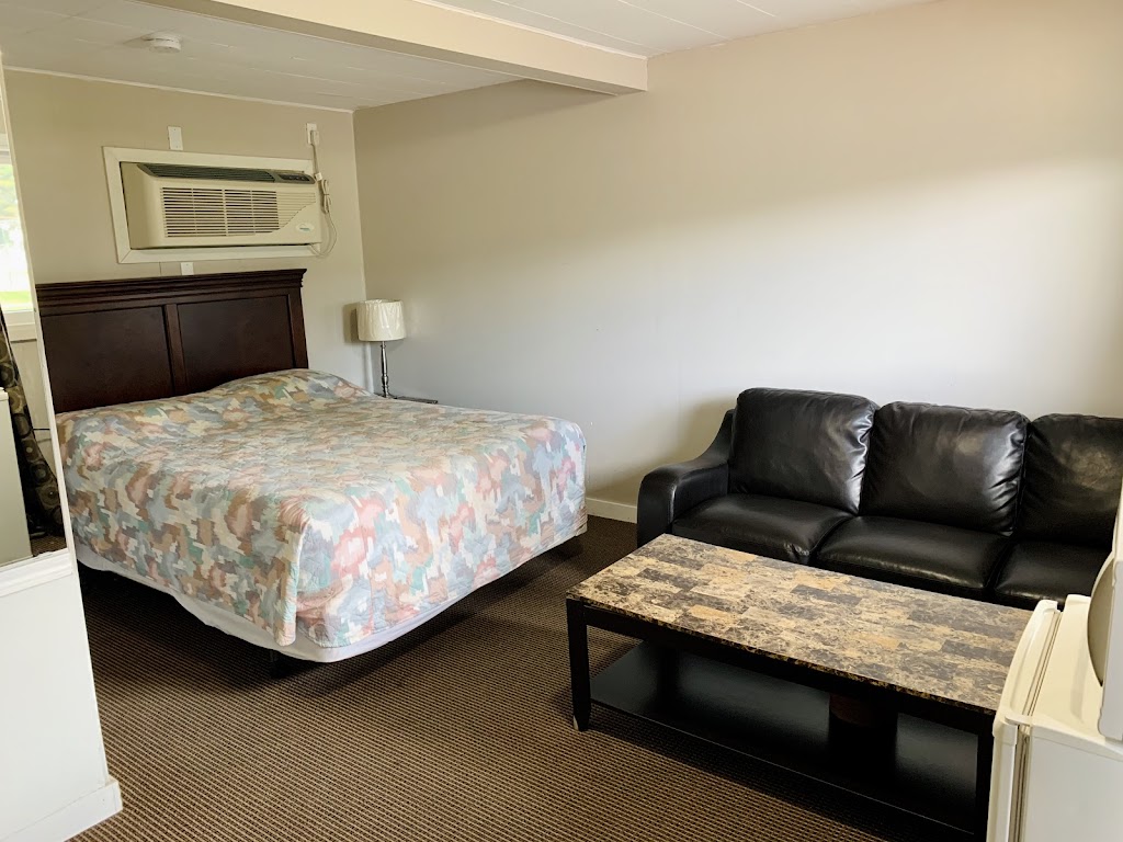 Night Inn Motel | 1531 Central Ave, Grand Forks, BC V0H 1H0, Canada | Phone: (250) 442-8218