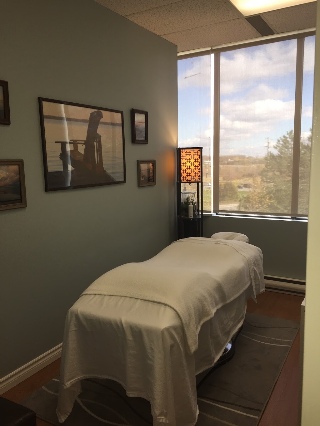 Ashgrove Family Massage & Wellness | 6633 York Regional Rd 7 Suite 304, Markham, ON L3P 7P2, Canada | Phone: (905) 201-2816