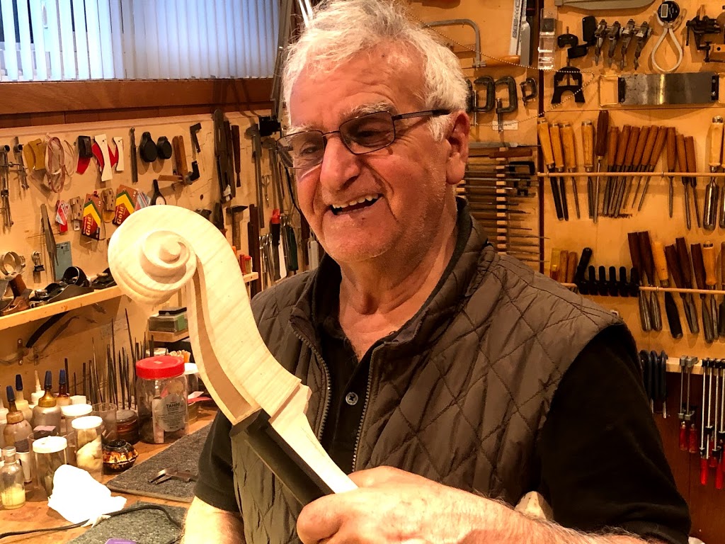 Hratch Armenious Violin Maker | 903 Willowdale Ave, North York, ON M2M 3C2, Canada | Phone: (416) 221-8826