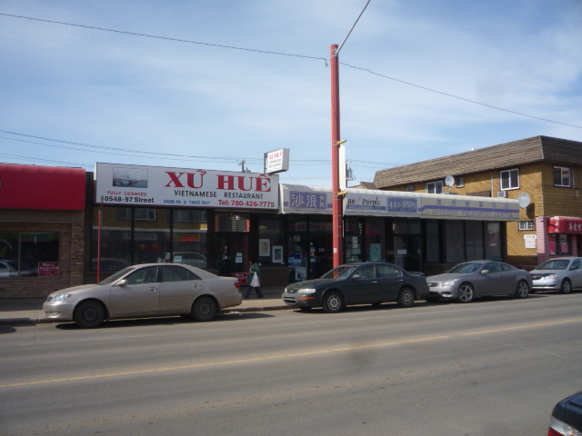 Xu Hue Restaurant | 10548 97 St NW, Edmonton, AB T5H 2L2, Canada | Phone: (780) 426-7775