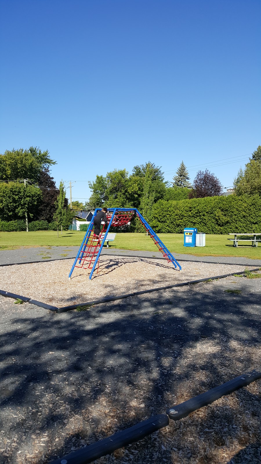 Célosies Garden | 727 Rue Lasnier, Saint-Jean-sur-Richelieu, QC J3B 4W4, Canada