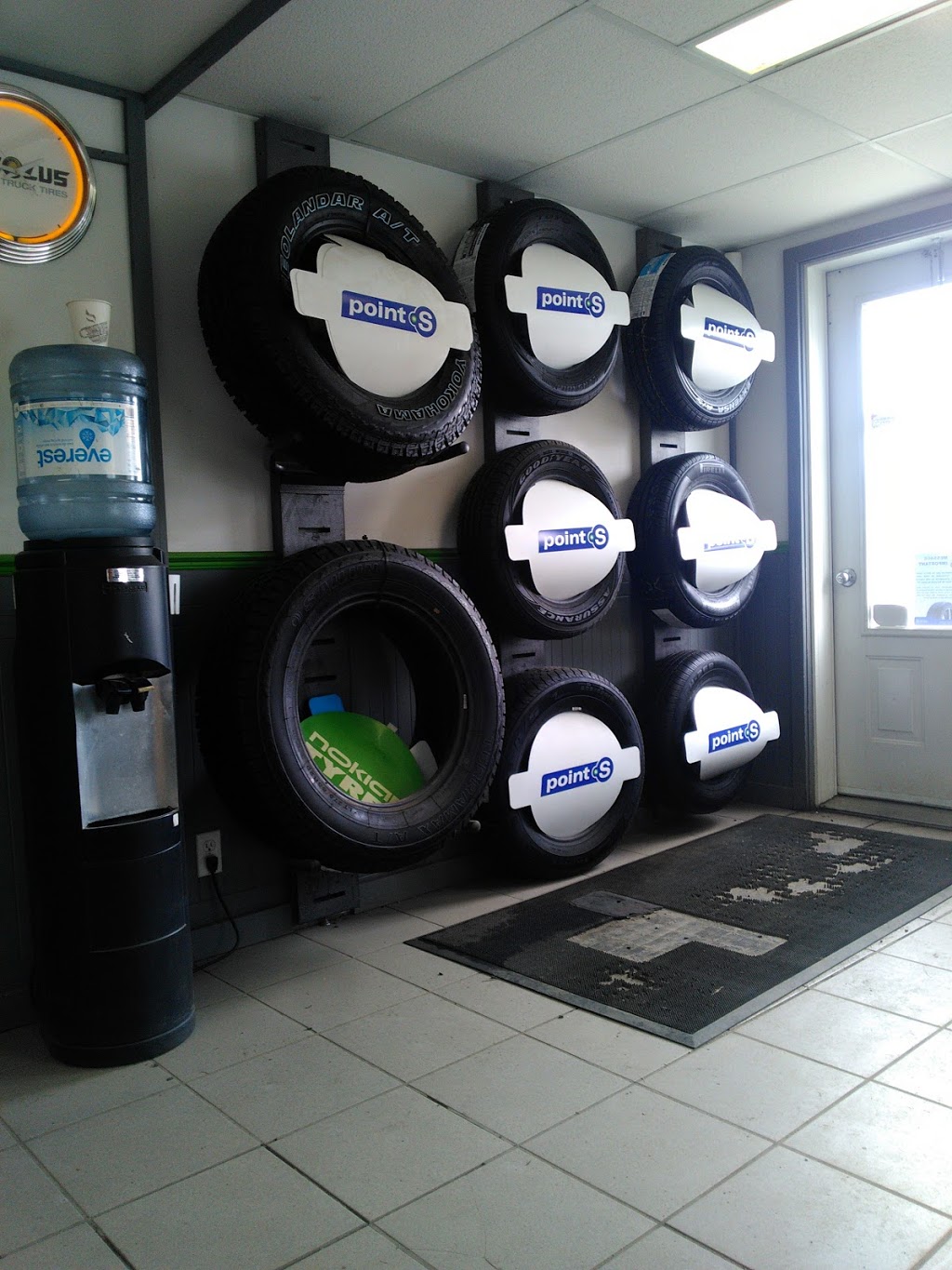 Point S - Pneus TC St-Tite | 605 QC-153, Saint-Tite, QC G0X 3H0, Canada | Phone: (418) 365-6652