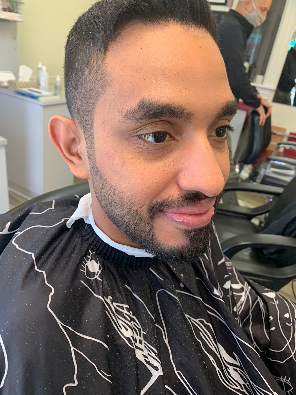 Ernestos Barber Shop | 887 Bank St, Ottawa, ON K1S 3W4, Canada | Phone: (613) 238-5038