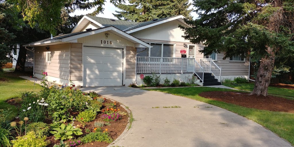 Chinmaya Mission Calgary (Chinmaya Giridhar) | 1016 40 Ave NW, Calgary, AB T2K 0E9, Canada | Phone: (403) 284-4784