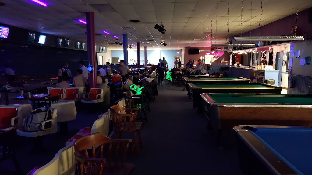 The Bowling Alley | 902 10th St W, Owen Sound, ON N4K 5R9, Canada | Phone: (519) 371-7888