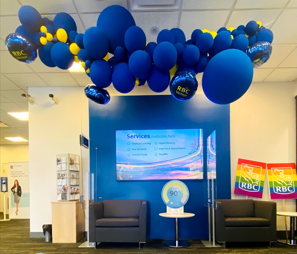 RBC Royal Bank | 99 Mapleview Dr W, Barrie, ON L4N 9H7, Canada | Phone: (705) 725-7830