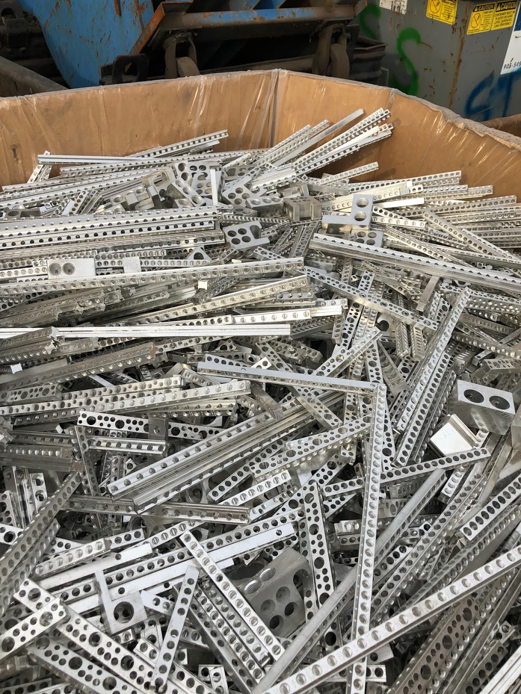 Posner Metals | 610 Beach Rd, Hamilton, ON L8H 3L1, Canada | Phone: (905) 544-1881