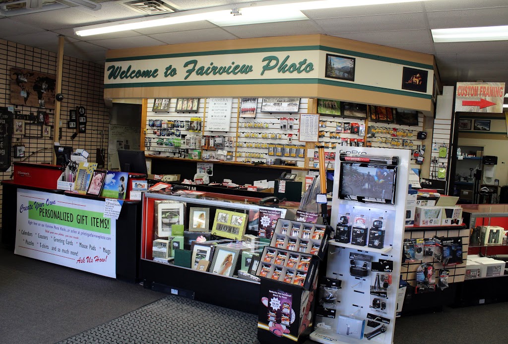 Fairview Photo Lab Inc | 403 Fairview Dr, Brantford, ON N3R 6T2, Canada | Phone: (519) 756-2942