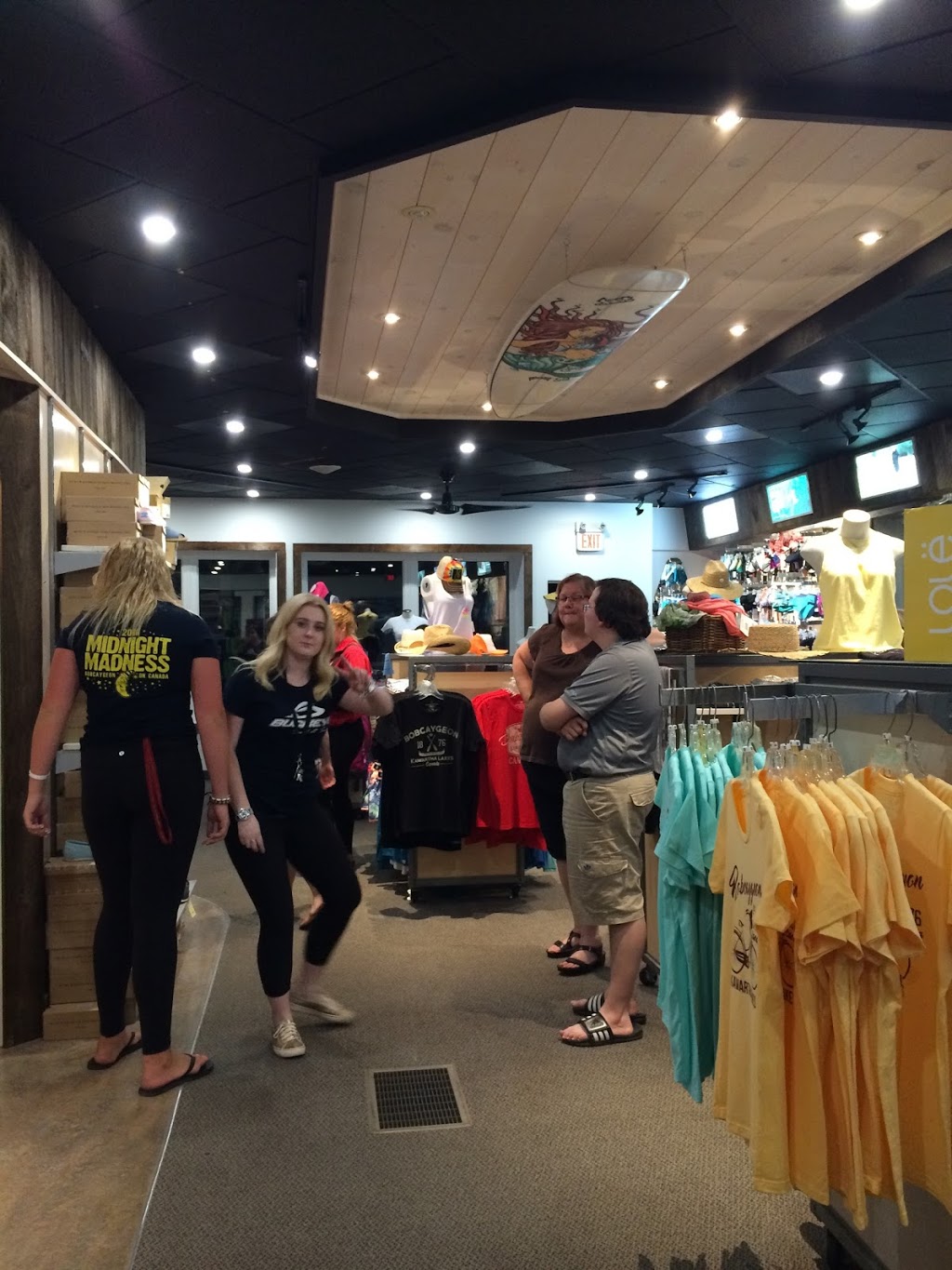 Buckeye Surf | 12 Bolton St, Bobcaygeon, ON K0M 1A0, Canada | Phone: (705) 738-9283