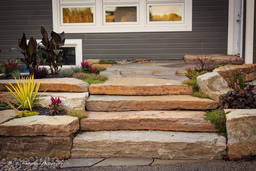 Kiwi Landscapes | 1544 Drummond Concession 9a, Perth, ON K7H 3C8, Canada | Phone: (613) 264-0400