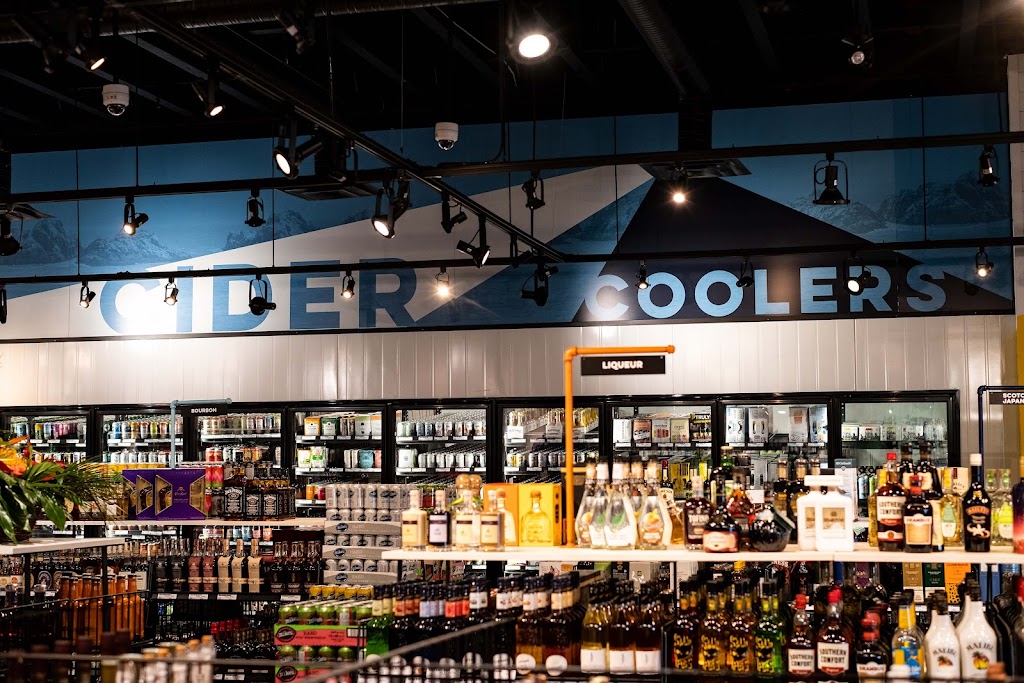 Lighthouse Liquor Store | 5755 Cowrie St Unit 2, Sechelt, BC V0N 3A0, Canada | Phone: (604) 885-4494