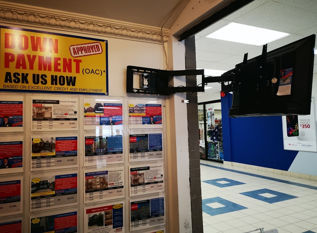 Harry Singh - Remax Realty Services | 499 Main St S, Brampton, ON L6Y 1N7, Canada | Phone: (416) 550-4001