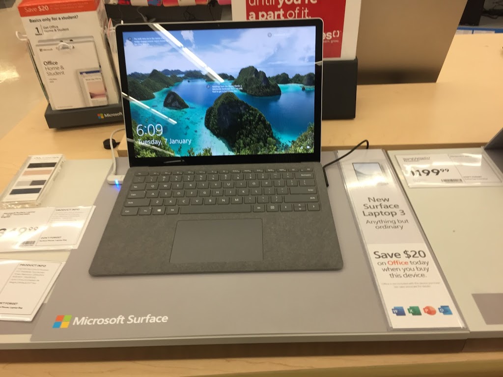 Staples | 2148 Carling Ave #2, Ottawa, ON K2A 1H1, Canada | Phone: (613) 729-4585