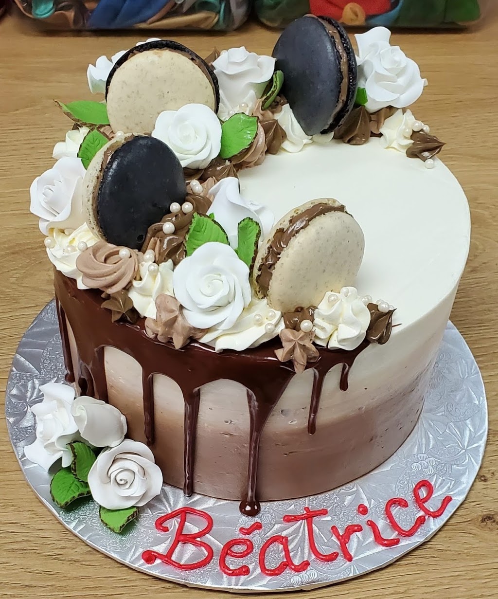 Les Pâtisseries et Crèmerie Mini | 711 Rue Saint-Pierre, Drummondville, QC J2C 3W8, Canada | Phone: (819) 857-1604