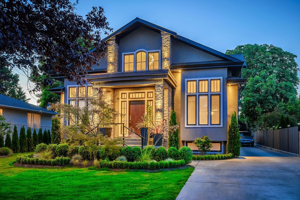 Domingo & Co Construction Ltd | 2324 Middowne Rd, Victoria, BC V8R 3K5, Canada | Phone: (250) 896-5525