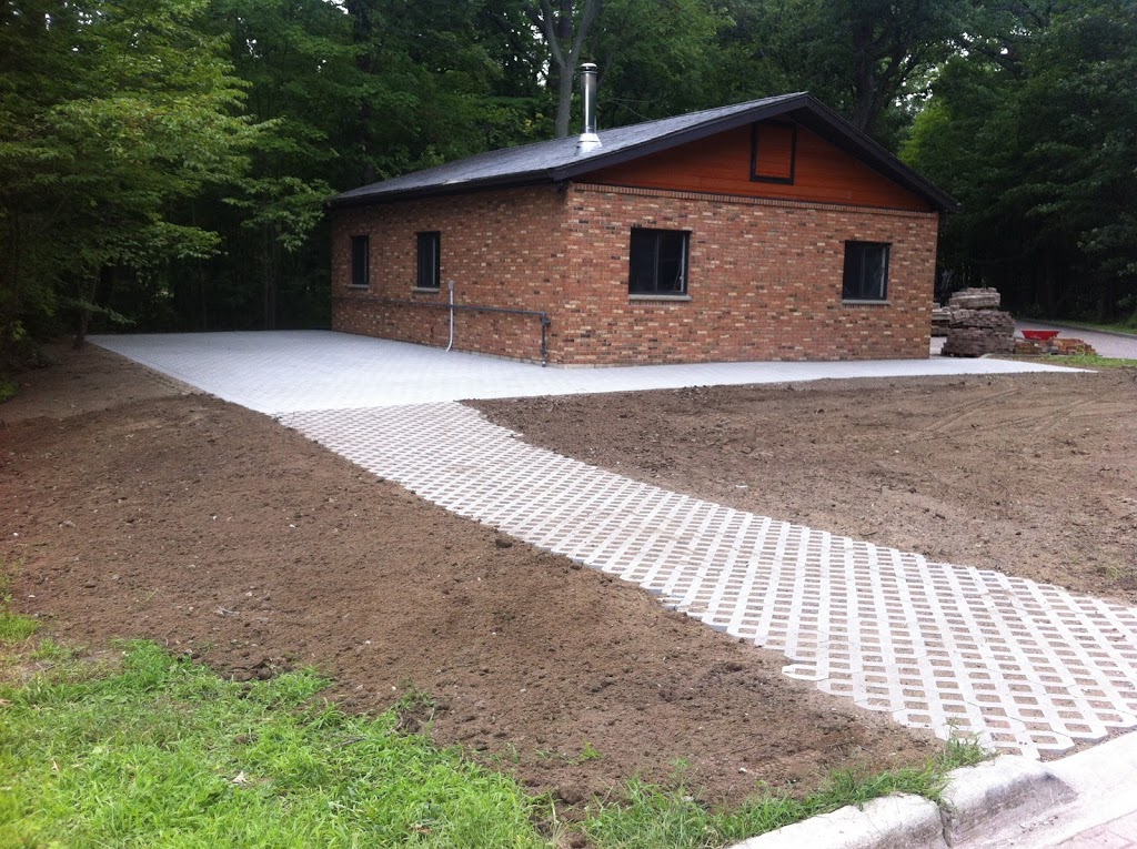 Bergen Landscape Design | 7220 County Rd 9, Amherstburg, ON N9V 2Y7, Canada | Phone: (519) 563-7187