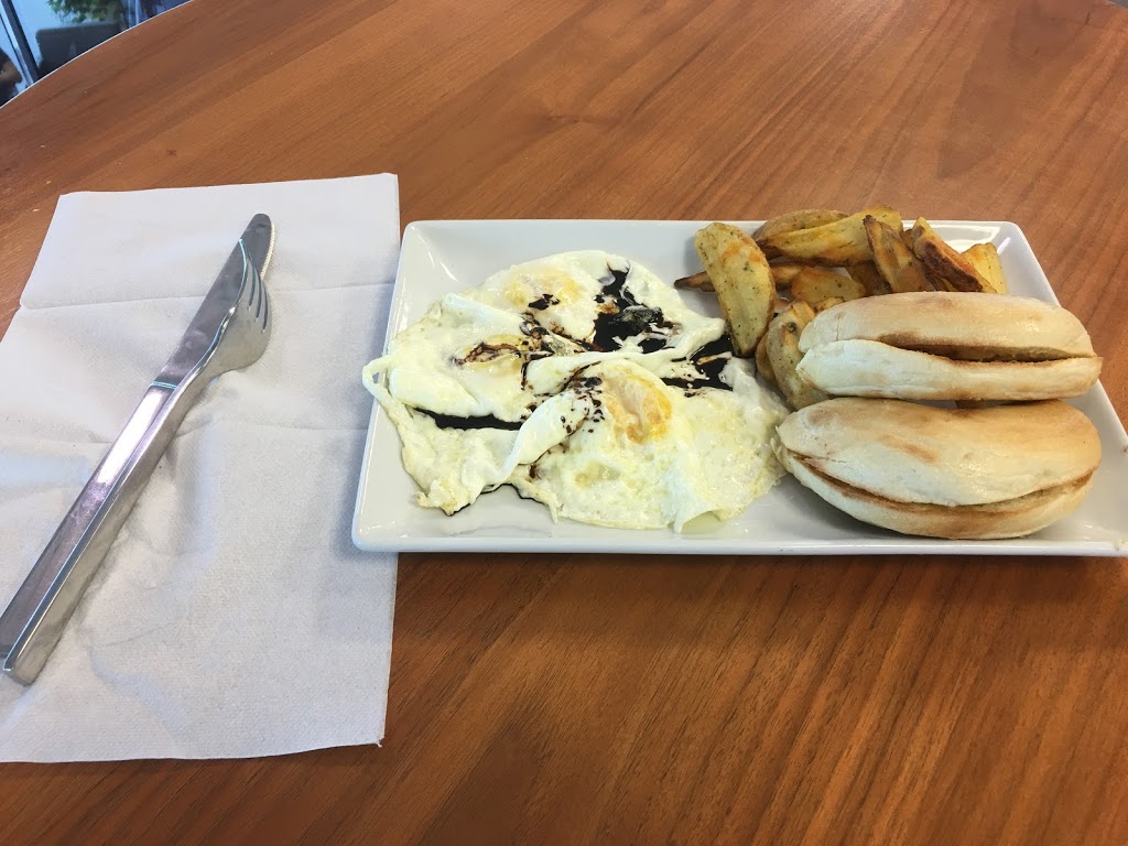 BMW Markham Café | 8111 Kennedy Rd, Unionville, ON L3R 5M2, Canada | Phone: (905) 477-2212