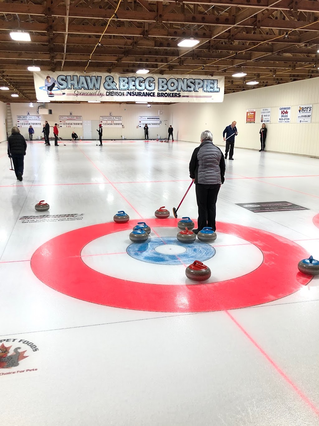 Shelburne Curling Club | 110 OFlynn St, Shelburne, ON L9V 2W9, Canada | Phone: (519) 925-2011