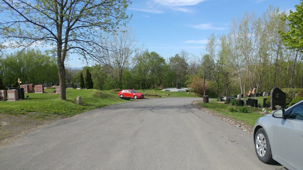 Parc Tiohtiàke Otsira’kéhne CôteDesNeiges—NotreDameDeGrâce