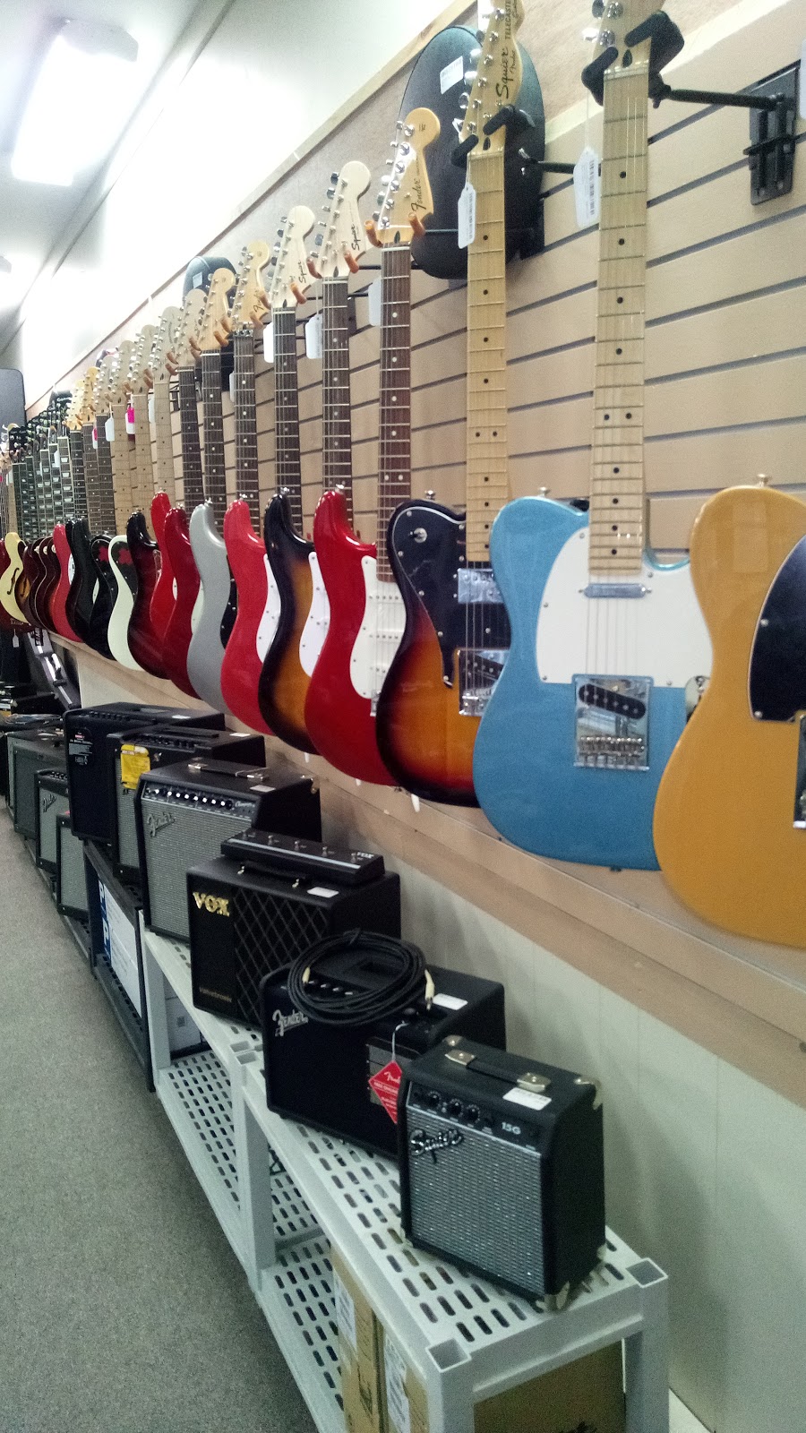 CB Music Bay Roberts | 225 Conception Bay Hwy, Bay Roberts, NL A0A 1G0, Canada | Phone: (709) 786-3011