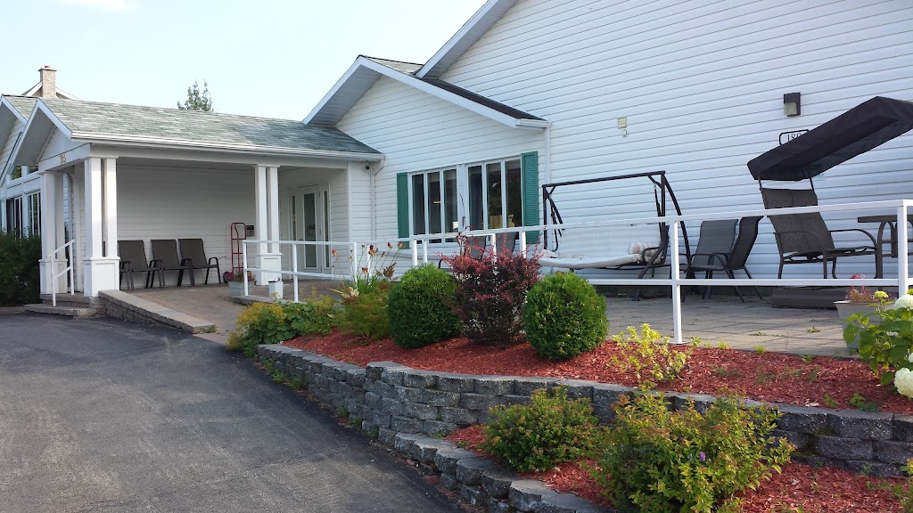 Résidence Pierrette Ouellet | 180 Côte Blais, Mont-Carmel, QC G0L 1W0, Canada | Phone: (418) 498-3339