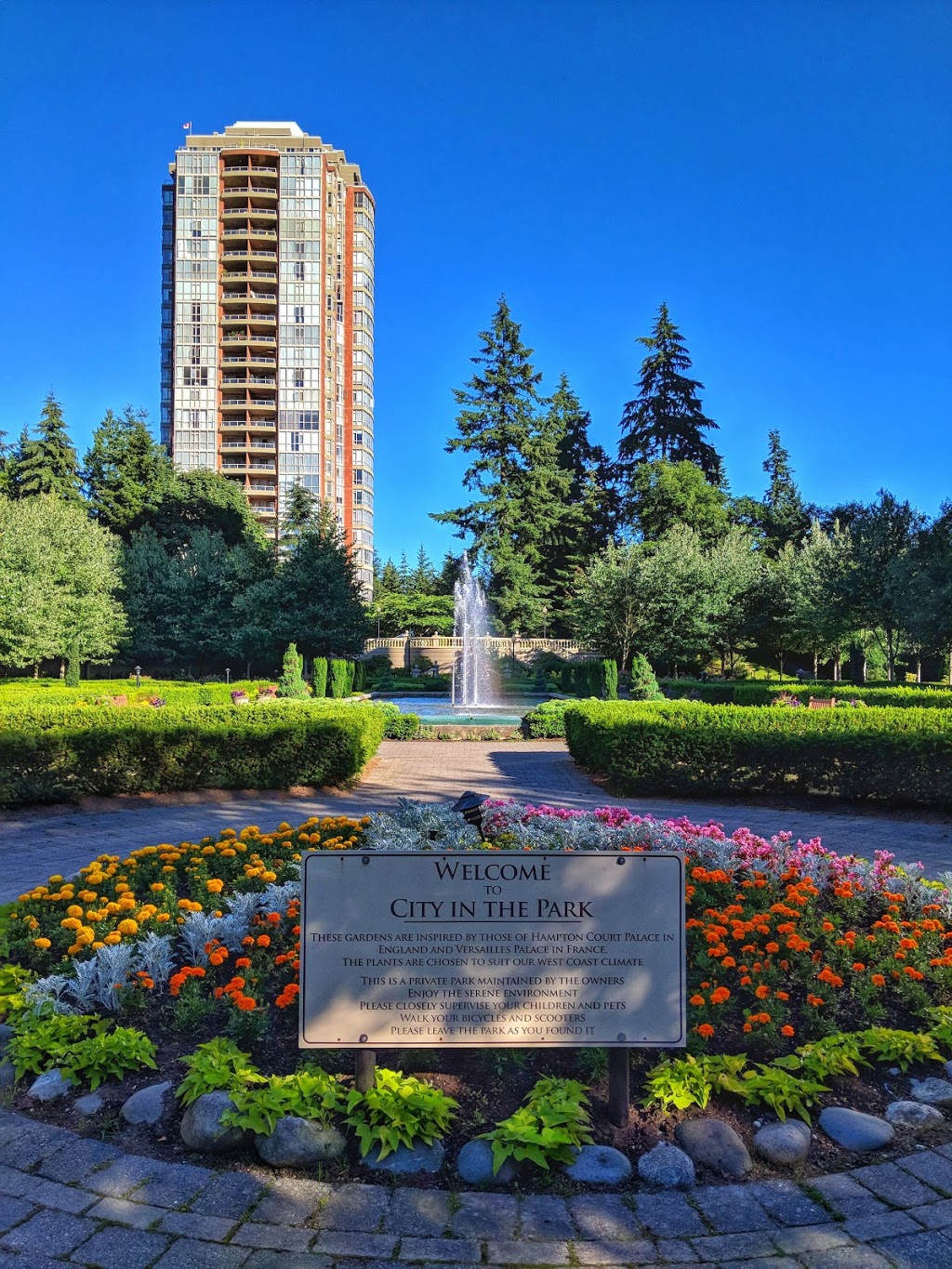 City in the Park | 6828-6888 Station Hill Dr, Burnaby, BC V3N 5A4, Canada